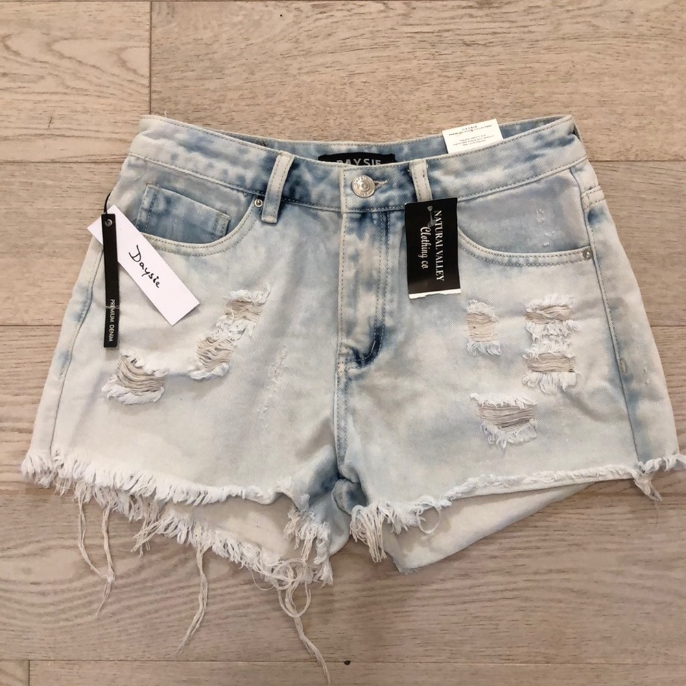 🆕 2/$45 Lightwash Denim Shorts